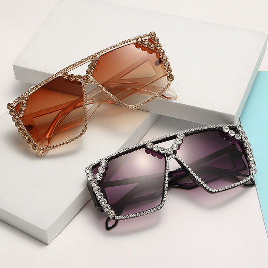 European and American personality large frame diamond sunglasses, exaggerated round face, UV resistant sunglasses, large box outdoor sunglasses for women