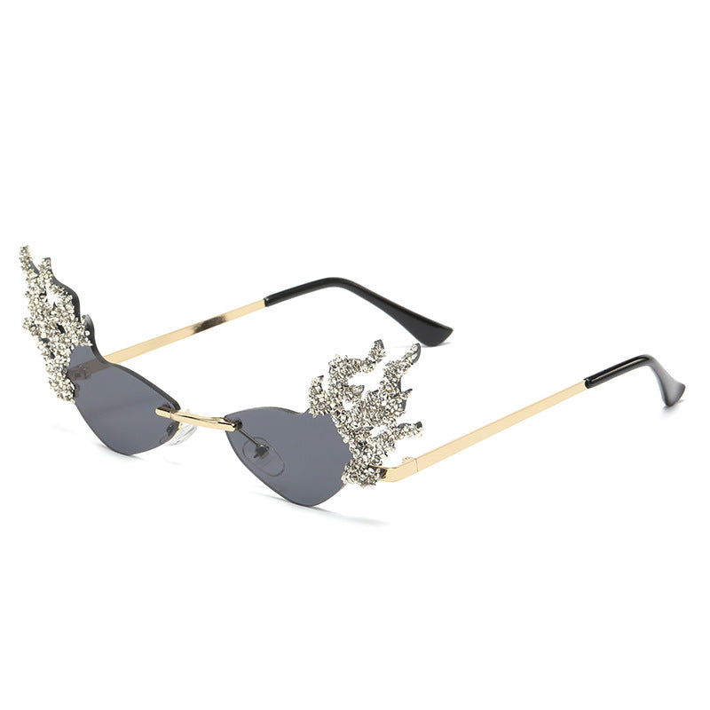 Women's fashion glasses 跨境新款镶钻墨镜时尚潮流搞怪太阳镜网红舞台走秀散花款太阳眼镜