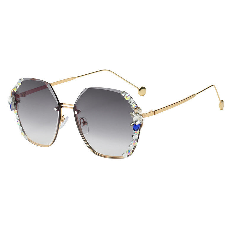 Women's fashion glasses网红ins墨镜女镶钻韩版潮街拍防晒时尚显瘦防紫外线太阳镜女