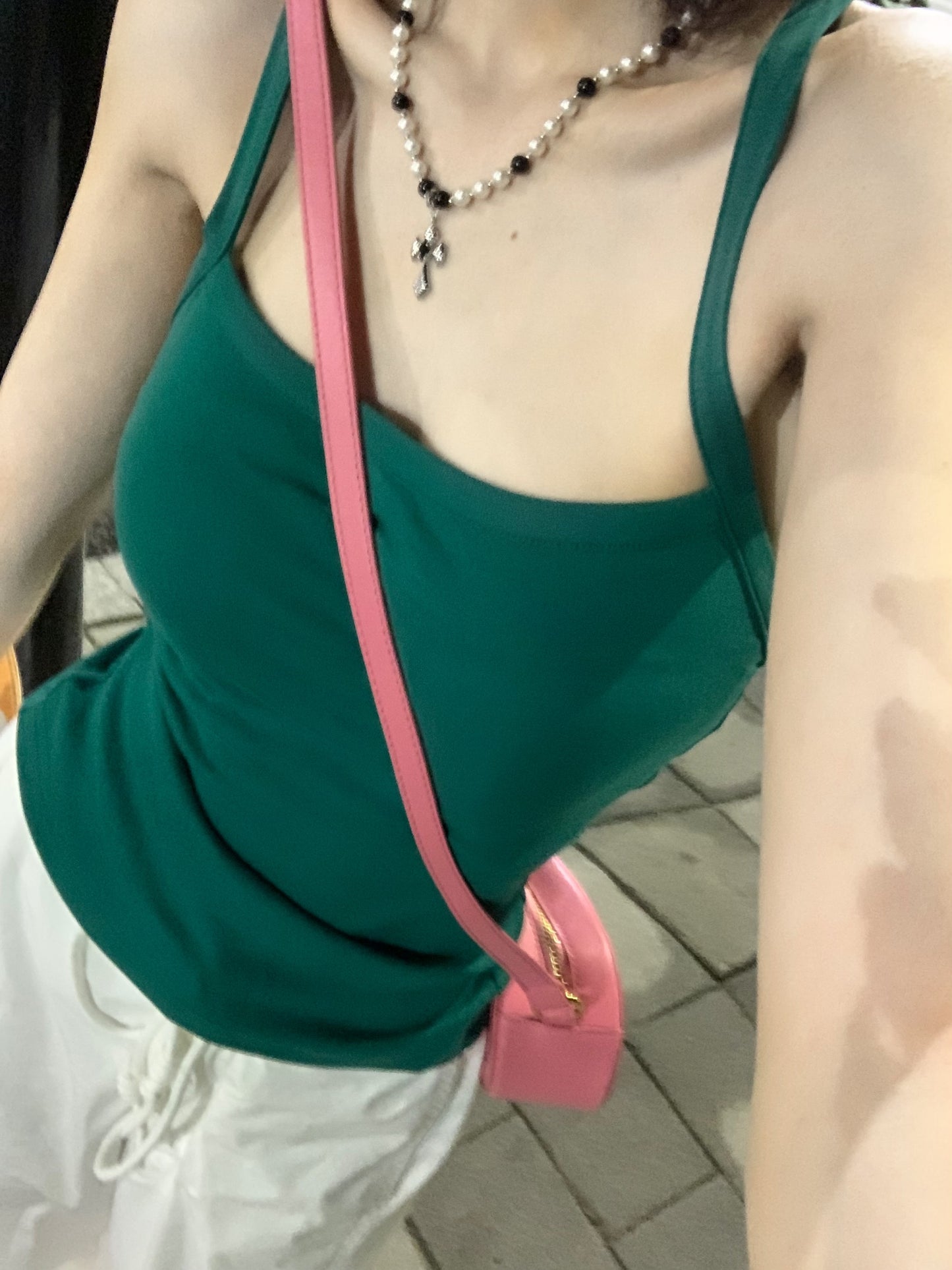 Dopamine tops Free shipping Tattoo Dopamine wears a green small suspender vest for women's summer wear with chest pad backless sweet and spicy sleeveless strap top