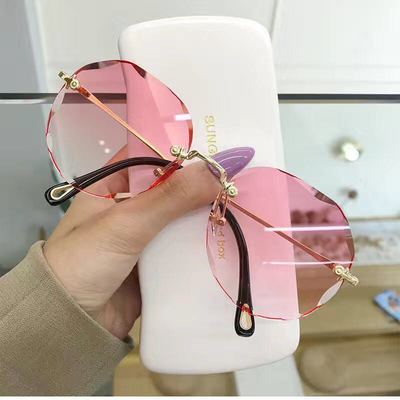 Women's fashion glasses 2024  墨镜女2022年新款潮夏季海边防晒紫外线太阳眼镜开车眼睛大脸显瘦