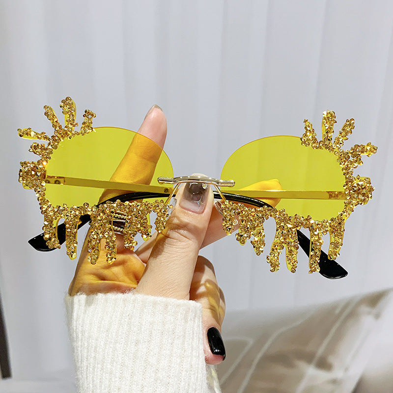 Women's fashion glasses 2024个性大框异形镶钻太阳眼镜男欧美跨境舞台水滴搞怪派对女士墨