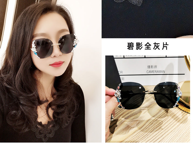 Women's fashion glasses 2024 新款韩版潮跨境带钻墨镜女防紫外线辐射大脸圆脸显瘦太阳镜