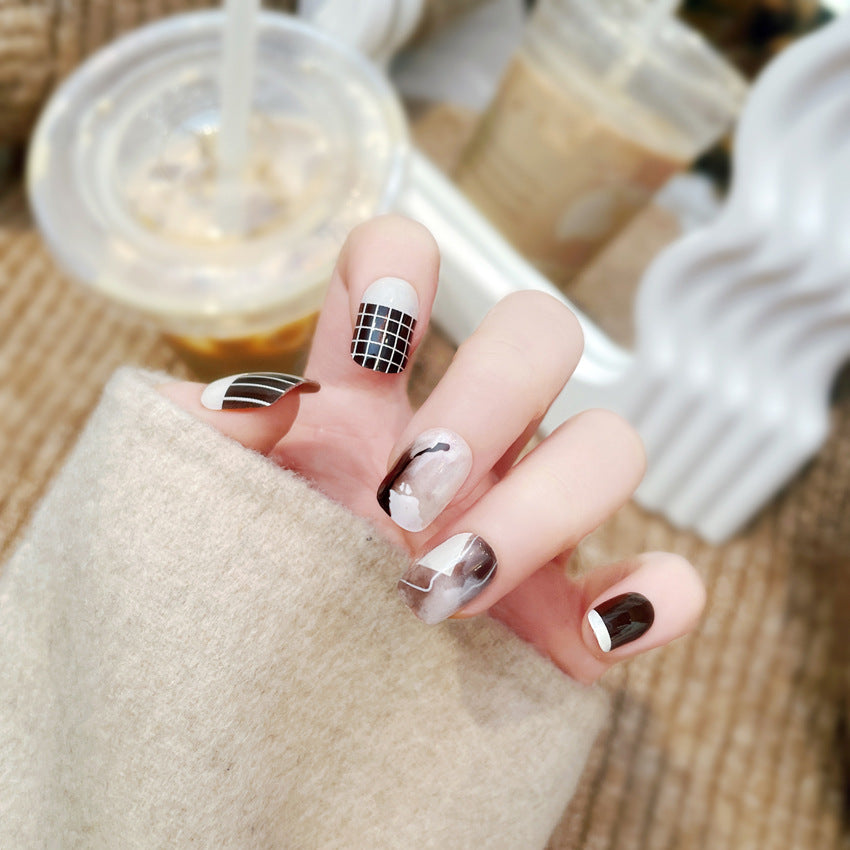 Fashion  nail Autumn Autumn and Winter Manicure Fake Nail Patch Short Rendering Brown Wear Nail Finished Patch Wear Nail A58