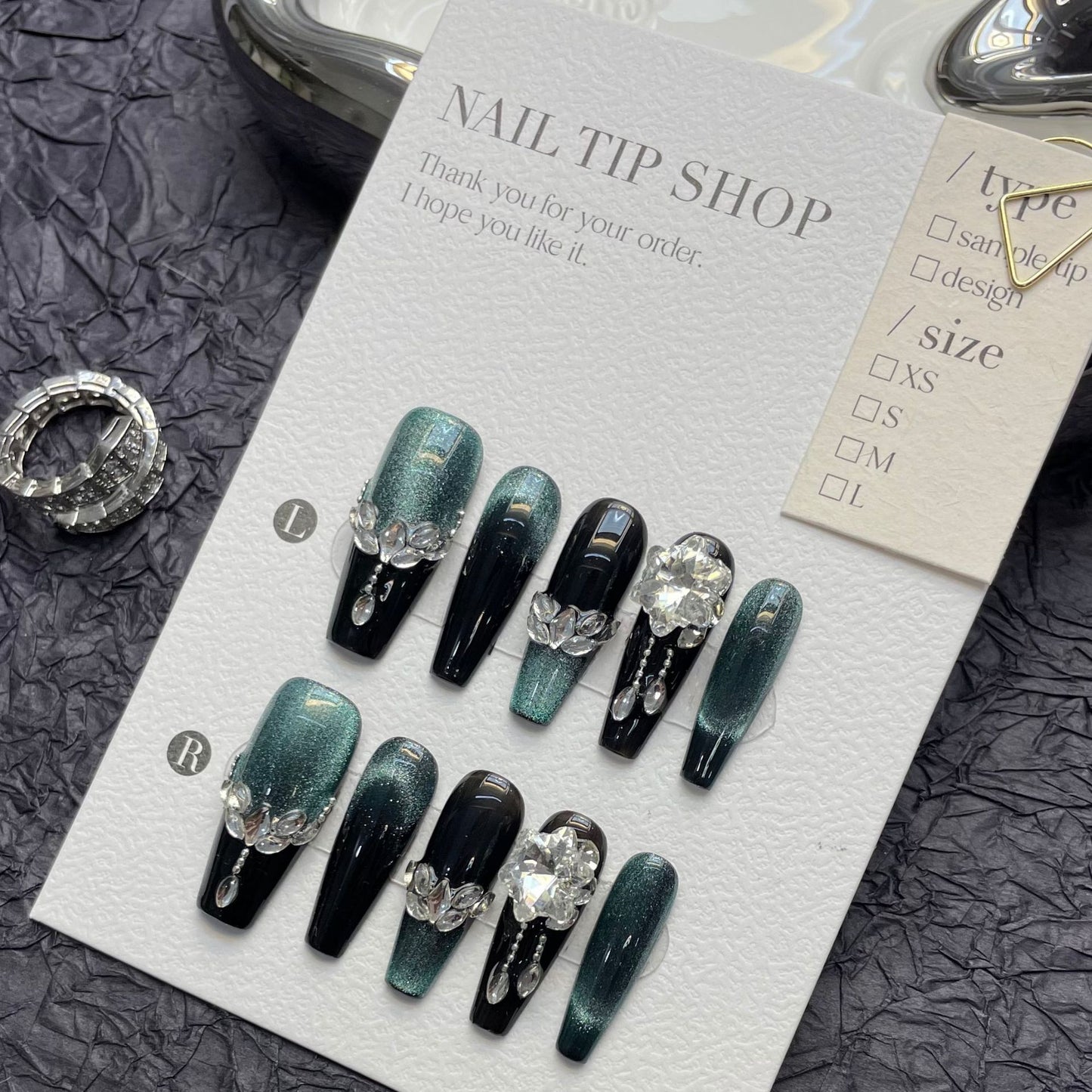(Hand-Made Nail) Dark Green Gatling Hand-Worn Nail New Dark Dark Green Cat's Eye Zircon Retro High-Grade Finished Product Nail Stickers
