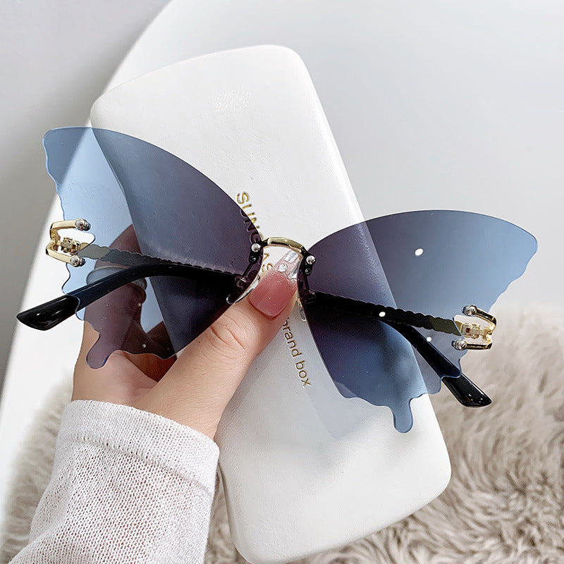 Women's fashion glasses 新款蝴蝶太阳镜女时尚大框渐变色墨镜欧美潮流街拍太阳眼镜跨境