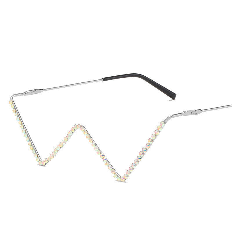 Women's fashion glasses 2024  V型镶钻个性装饰三角眼镜欧美猫眼镜框女 无片金属ins平光镜