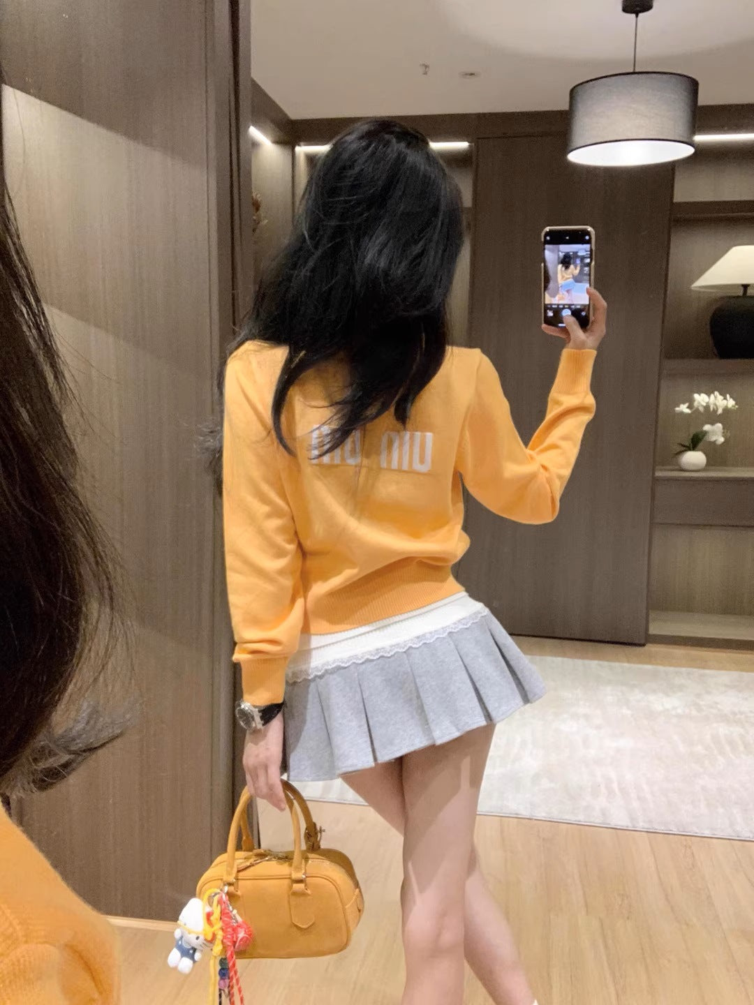 Dopamine tops Free shipping Tattoo White ceiling, girlish age-reducing dopamine college style short knitted cardigan top