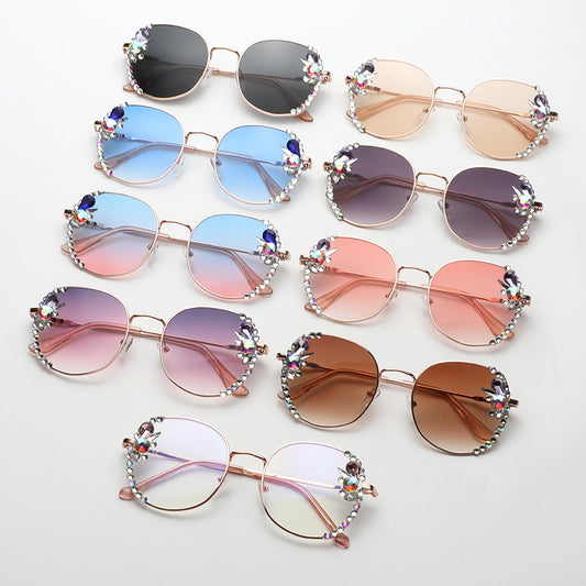 Women's fashion glasses 新款韩版水晶太阳镜时尚框架优雅女士镶钻素颜街拍墨镜防紫外线