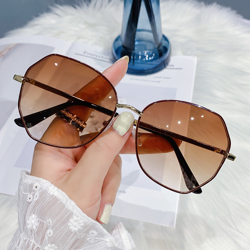 Women's fashion glasses2022新款偏光眼镜跨境女士墨镜韩版潮防紫外线ins太阳镜大脸显瘦