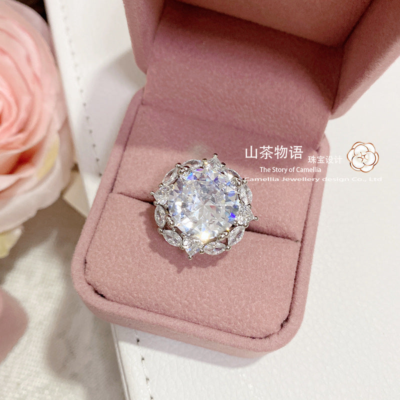 山茶欧美热卖多爪白金5.0Ct女款大钻鸽子蛋戒指 经典气质钻戒饰品