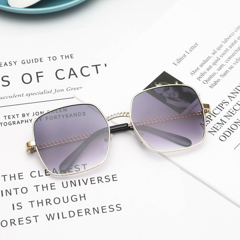Women's fashion glasses 2022新跨境大框方框镂空镜腿太阳镜女大脸显瘦眼镜沙滩墨镜遮阳镜