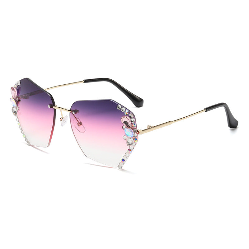 Women's fashion glasses 跨境新款镶钻墨镜女潮街拍大脸显瘦防紫外线水钻太阳眼镜显脸小