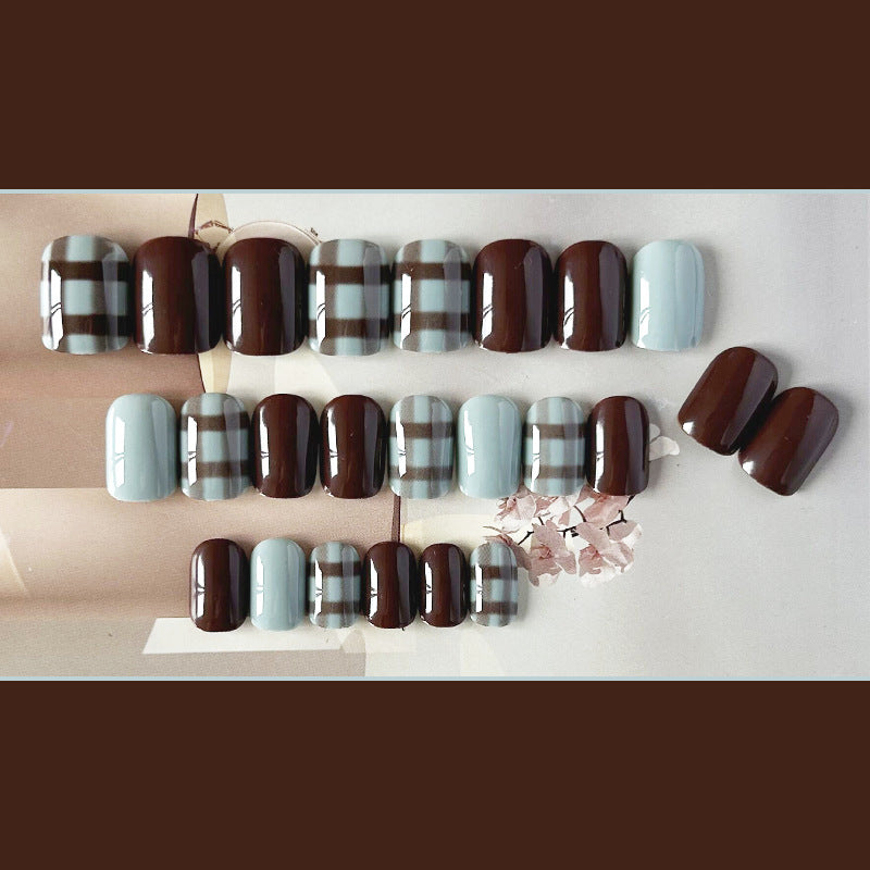 薄荷奶巧穿戴甲格纹指甲贴片新款美甲片美拉德假指甲巧克力美甲贴