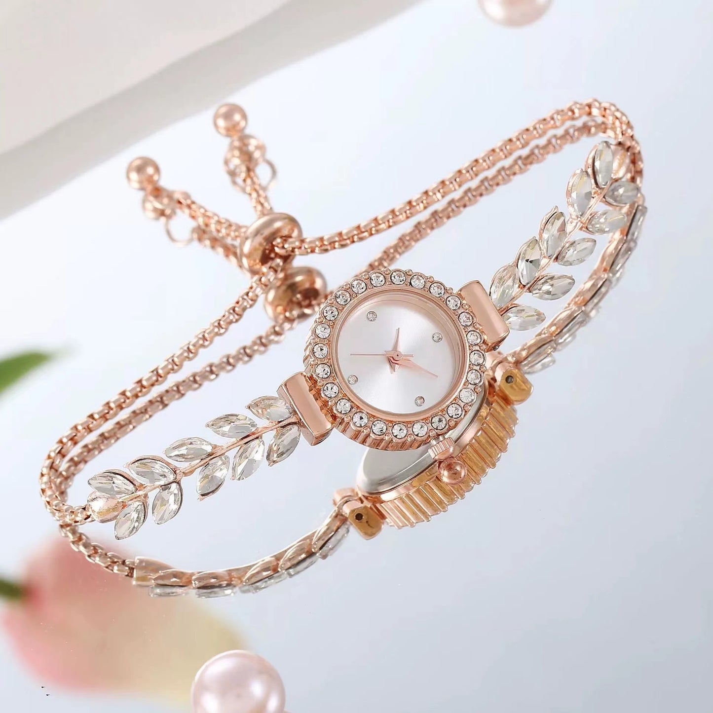Fashion women's watch2023 New Fashion Diamond Leaf round Women's Watch Simple Dial Free Adjustment Exclusive for Cross-Border Gift Watch
