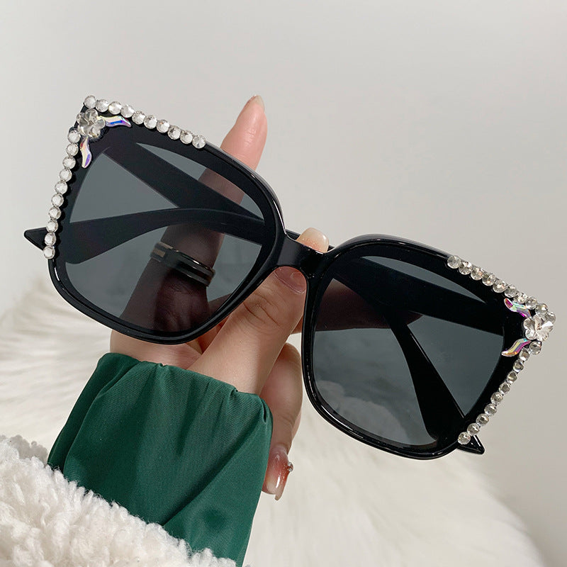 Women's fashion glasses 新款GM墨镜女网红同款直播爆款镶钻太阳镜时尚防紫外线太阳镜批发