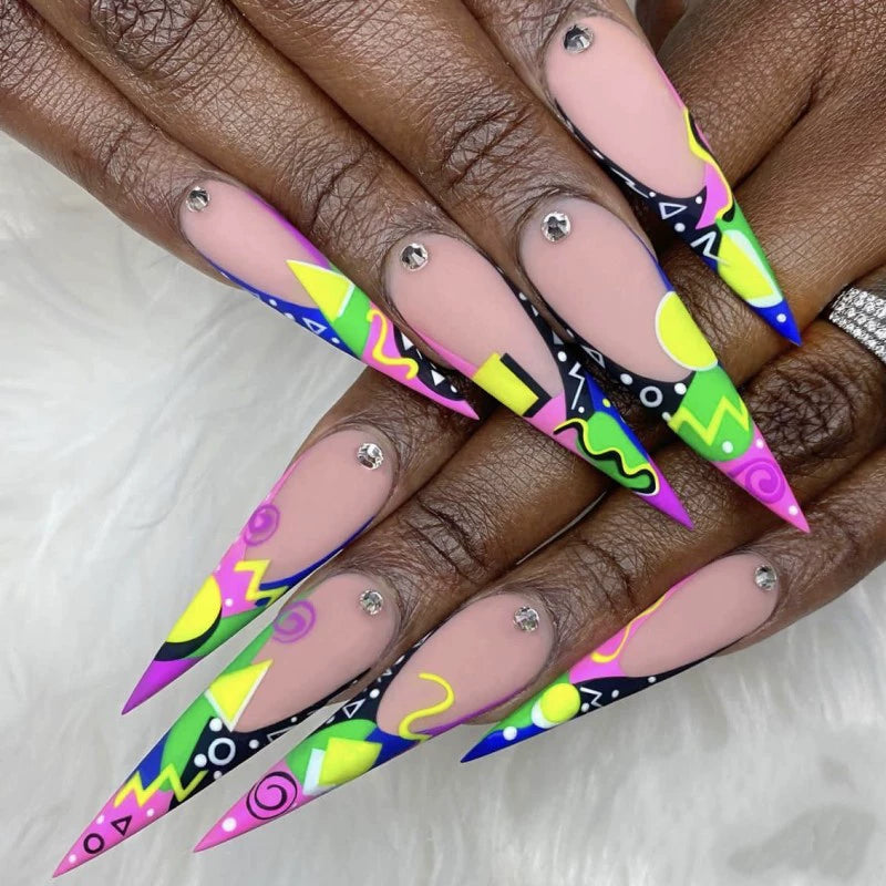 (Hand made nail) European and American long INS style wearable nail patches, fake nail patches, diamond flame heart nail patches, finished product