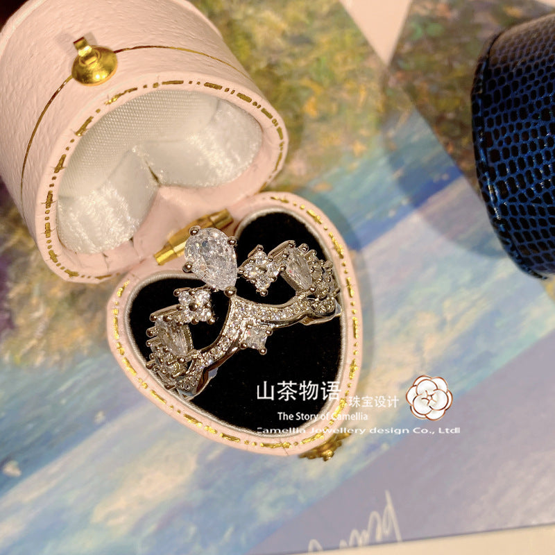 Camellia少女公主皇冠高级感仿真钻戒指 ins轻奢气质百搭活口指环