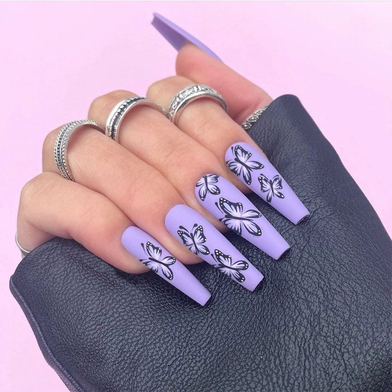 (Hand-made nail) The dark fairy in Europe and America is dying, the magic mirror powder is white, and the finished nail product, Millennium Spice Girl fake nails patch, is worn for a long time.