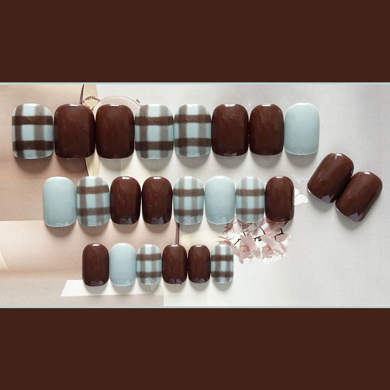 薄荷奶巧穿戴甲格纹指甲贴片新款美甲片美拉德假指甲巧克力美甲贴