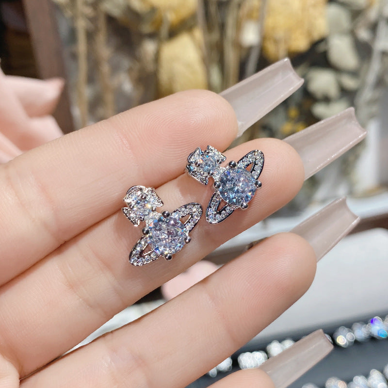 山茶简约新品爆款满钻耳钉 镀18K潮搭嘻哈风格仿莫桑璀璨锆石耳饰