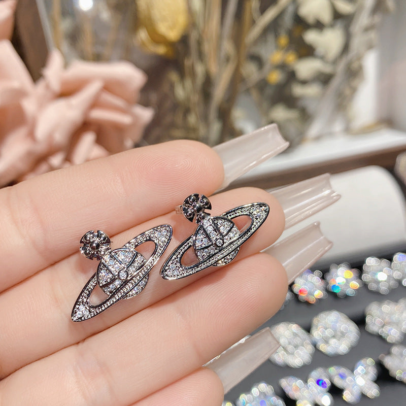 山茶直播货源热卖仿莫桑钻耳钉 镀18K金波光粼粼玫瑰花朵女神耳饰