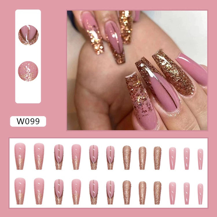 (Hand-made nail) The dark fairy in Europe and America is dying, the magic mirror powder is white, and the finished nail product, Millennium Spice Girl fake nails patch, is worn for a long time.