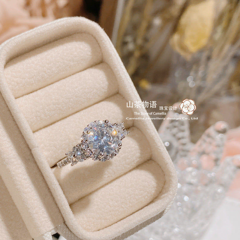 Camellia复古蝴蝶仿莫桑璀璨2.0Ct少女婚戒 镀金欧美百搭婚纱戒指