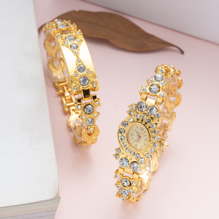 Fashion women's watch Fashion Trend Diamond Women's Watch European and American Popular Fashion Watch Gold Bracelet Rhinestone Quartz Wrist Watch 2260