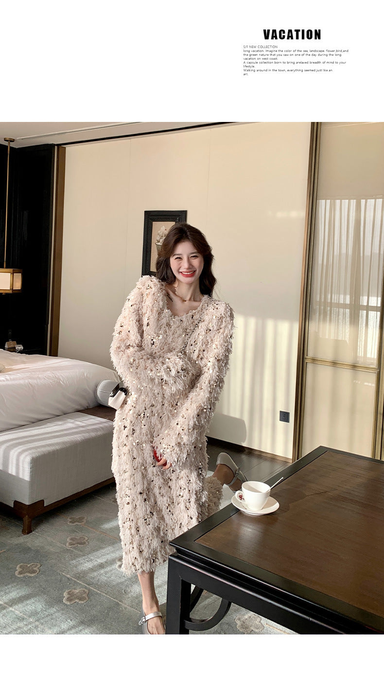 Fashion women's wear Real Shot Shiny Annual Meeting Festival Atmosphere Handmade Sequined Feather V-neck Sweater Spring Inner Wear Sweet Dress