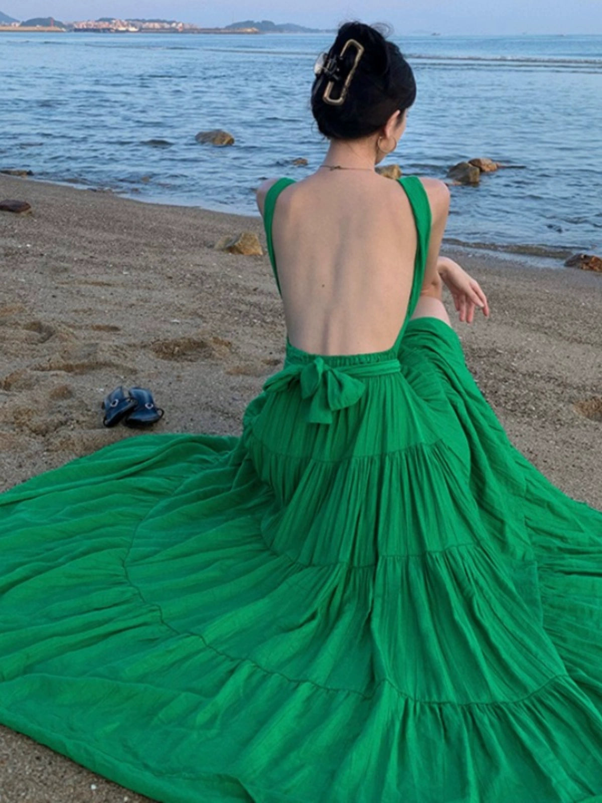 Dopamine dress Free shipping Tattoo Dopamine Island Wear Sexy Big Halter Green Strap Neck Dress Women's Summer Seaside Vacation Dress
