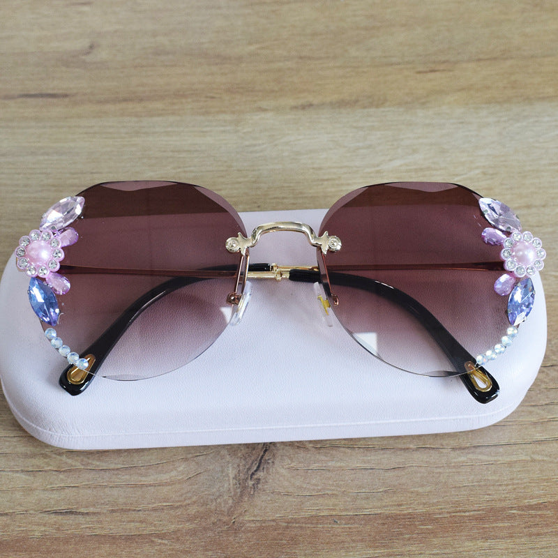 Women's fashion glasses学院风跨境无框镶钻太阳镜女圆脸大脸显瘦2022新款墨镜女渐变