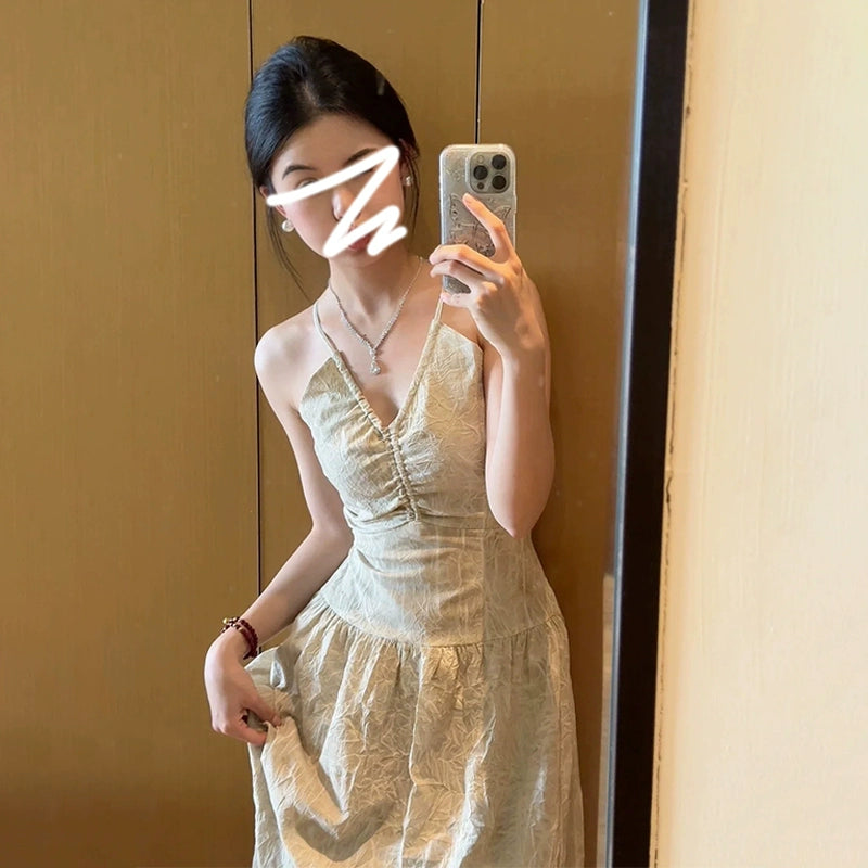 Fashion women's wear French Style V-neck Halter Sleeveless Sling Dress 2024 New Spring and Summer Design Sense Niche Waist-Slimming Long Dress Children