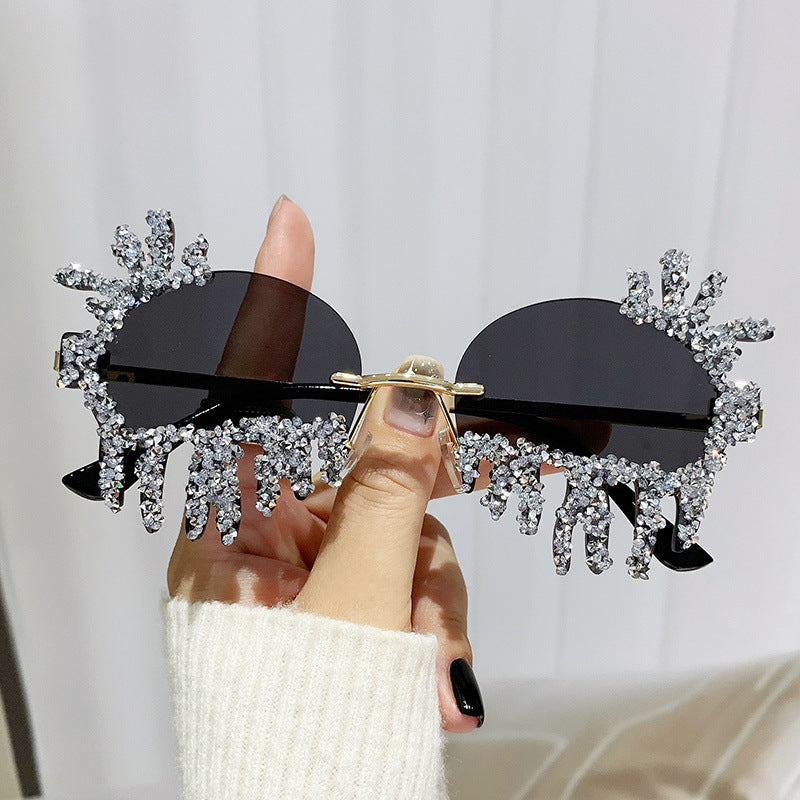 Women's fashion glasses 2024个性大框异形镶钻太阳眼镜男欧美跨境舞台水滴搞怪派对女士墨