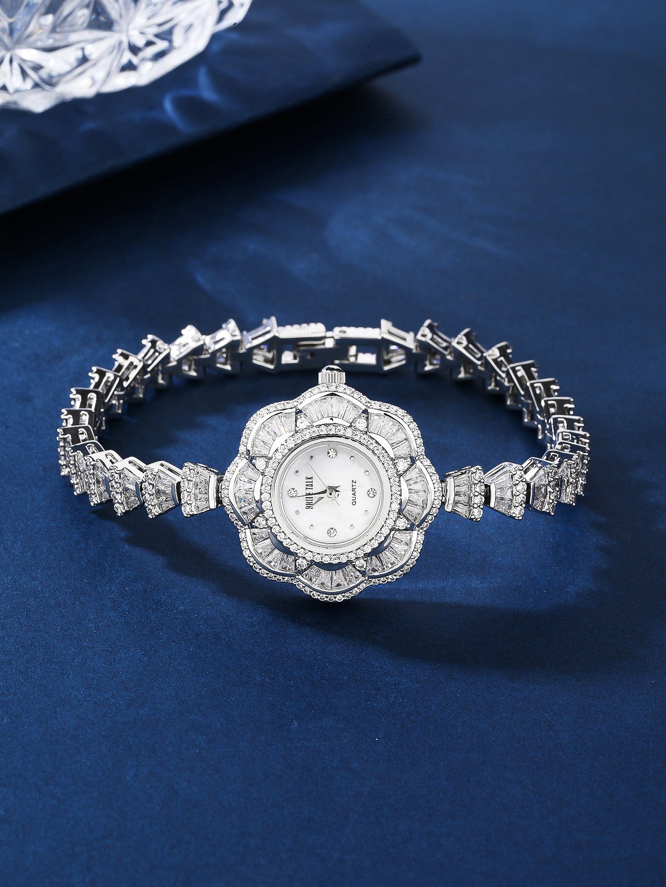 Fashion women's watchWedding Watch High Sense Special Interest Light Luxury Graceful and Fashionable Luxury Women's Watch Simple Ins Style Fashion Watch
