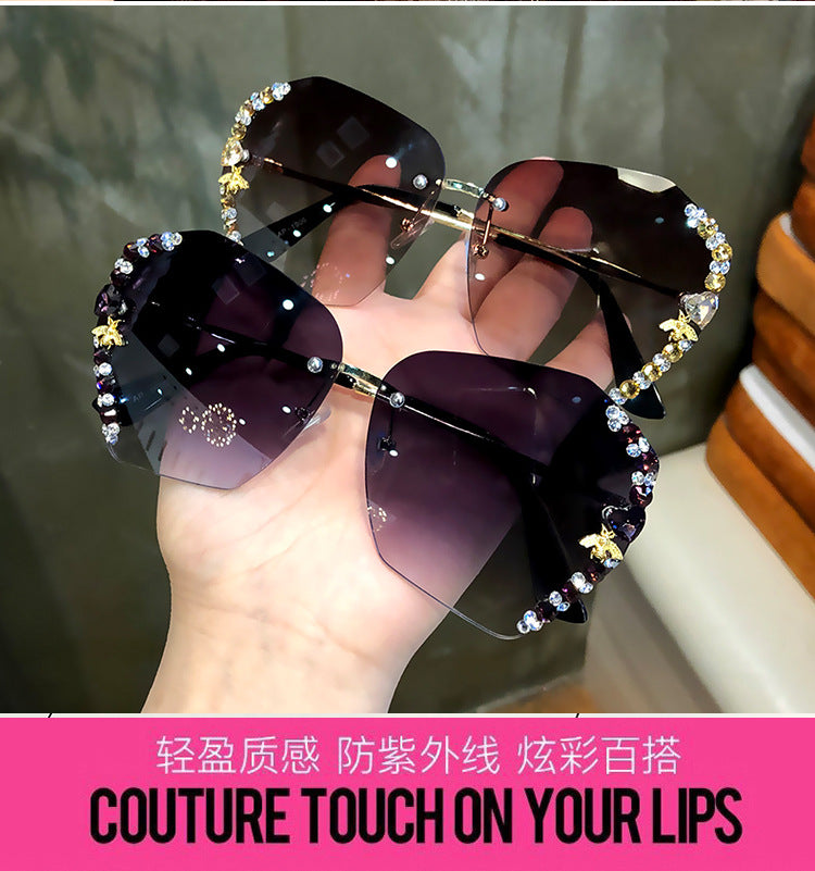 Women's fashion glasses 网红带钻墨镜女2022小蜜蜂水钻无框大脸显瘦太阳眼镜女防紫外线