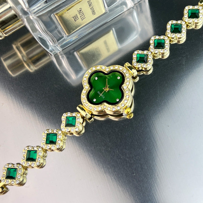 Fashion women's watchLight Luxury Women's Watch New Four-Leaf Clover Fashion High Sense New Ruby Special-Interest Design Diamond Watch Batch