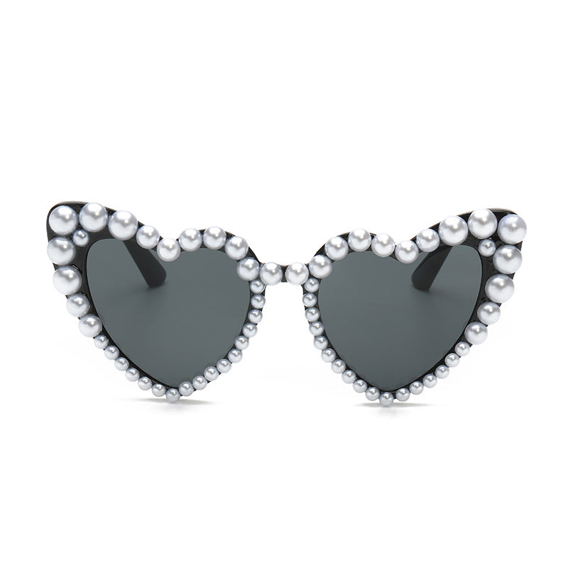 Women's fashion glasses 2022跨境大框架歪心欧美镶珍珠太阳镜桃心爱心女士墨镜防紫外线