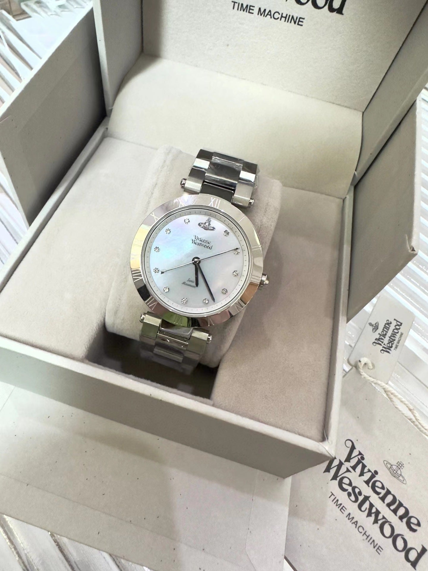 Fashion women's watchOne Piece Dropshipping Weiwei'an Queen Mother Ice Crushing Blue Watch New Dark Plum Purple Women's Watch Pitaya Saturn Small Golden Watch