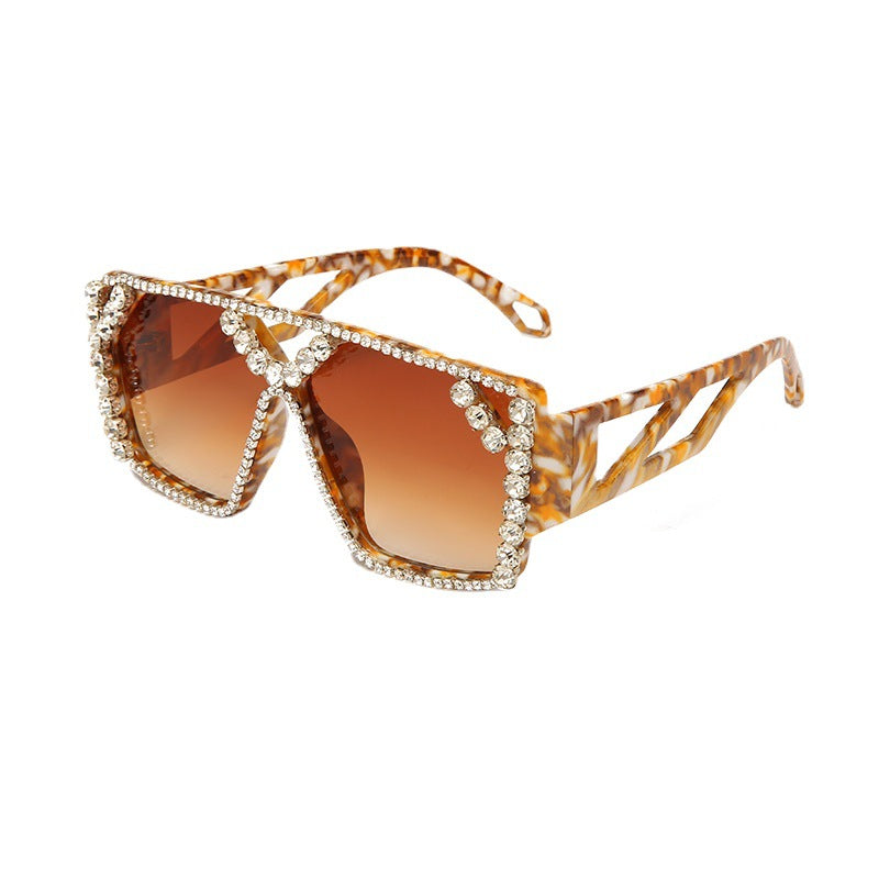 European and American personality large frame diamond sunglasses, exaggerated round face, UV resistant sunglasses, large box outdoor sunglasses for women