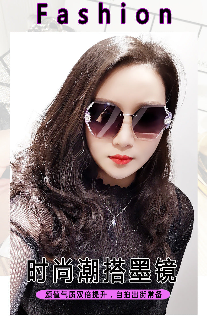 Women's fashion glasses 跨境新款无框眼镜女韩版潮防紫外线墨镜女素颜神器显脸小太阳镜