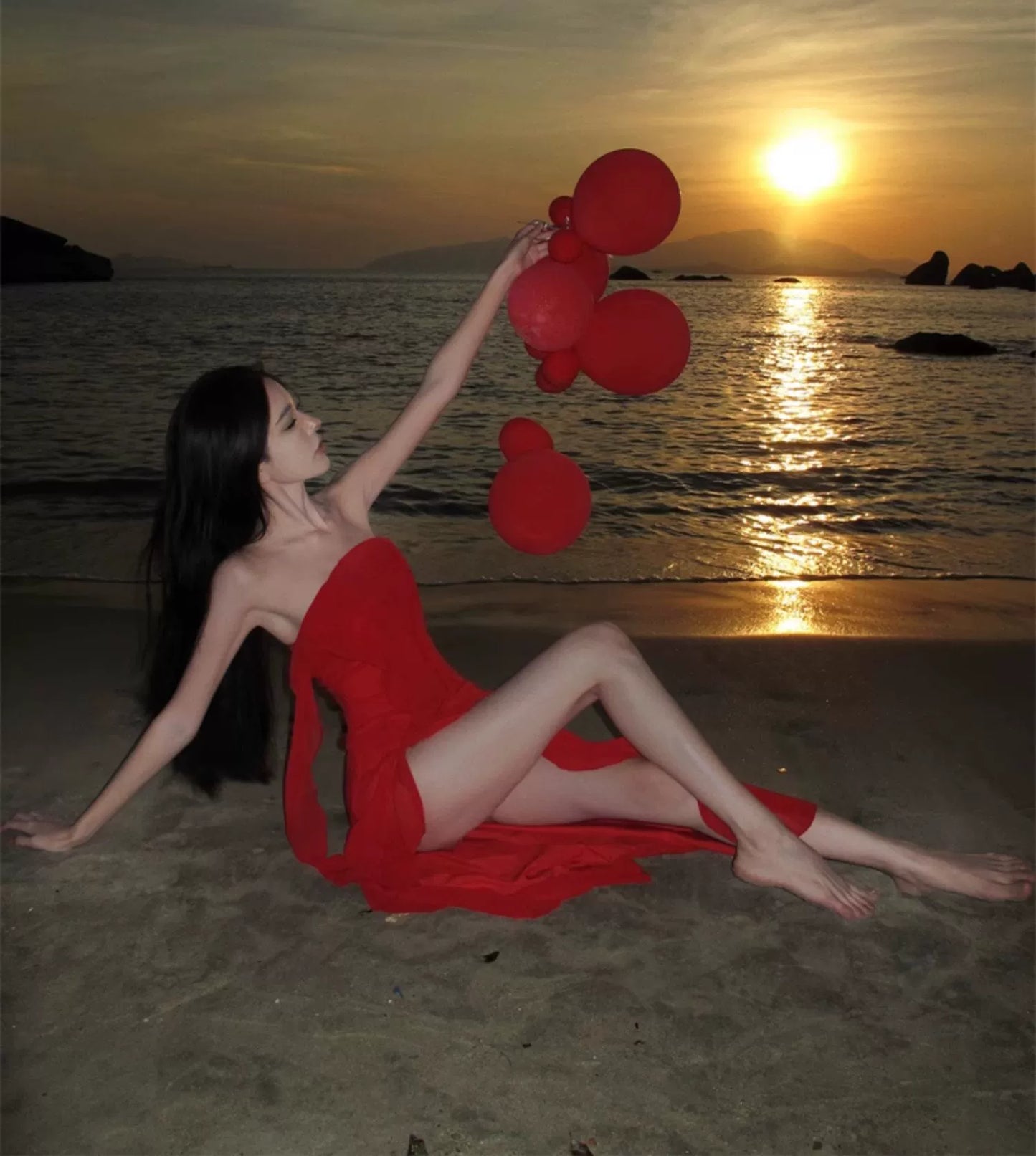 Fashion women's wear French Irregular Red Halter Spaghetti Straps Dress Women's Senior Sexy Beautiful Dress Seaside Holiday Beach Dress