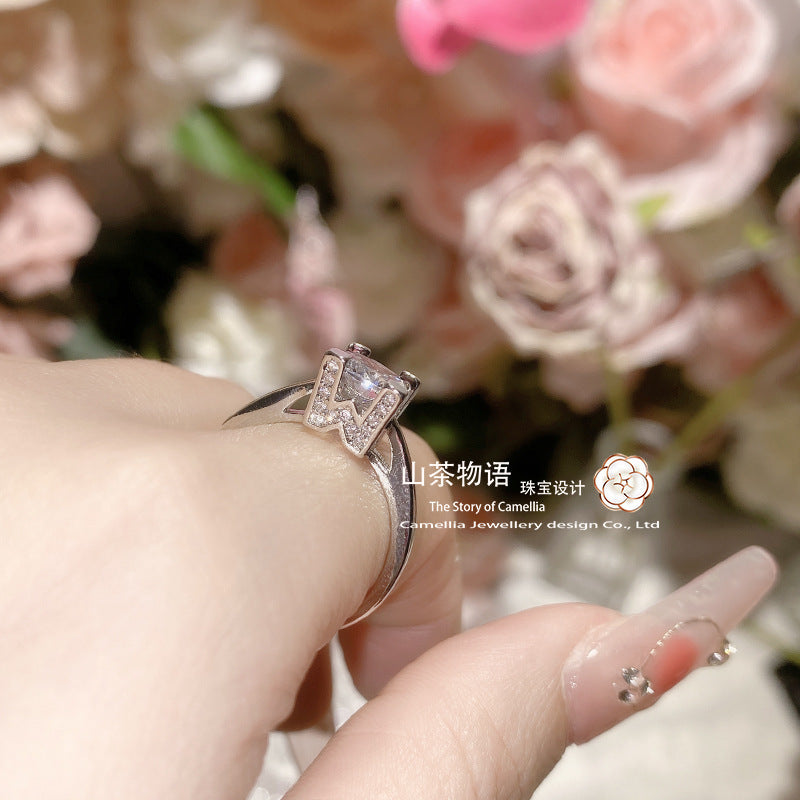 Camellia时尚不规则W仿真钻戒指 镀金微镶锆石1克拉婚戒女款手饰