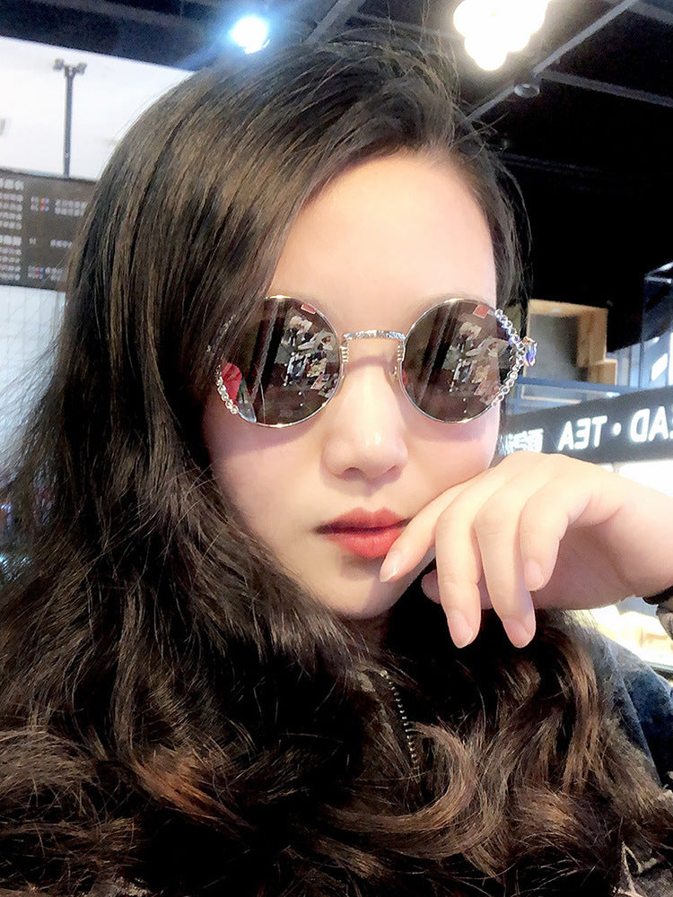 Women's fashion glasses 跨境款水钻复古圆形墨镜女小脸款港味太阳镜防紫外线素颜神器眼镜