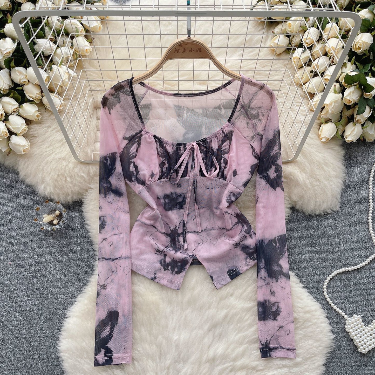 Dopamine tops Free shipping Tattoo Sweet and cool Spice Girl Style Tulle Floral Shirt Women's Autumn Strap Exposed Navel Design Sense Skinny Unique Pure Desire Top Trend