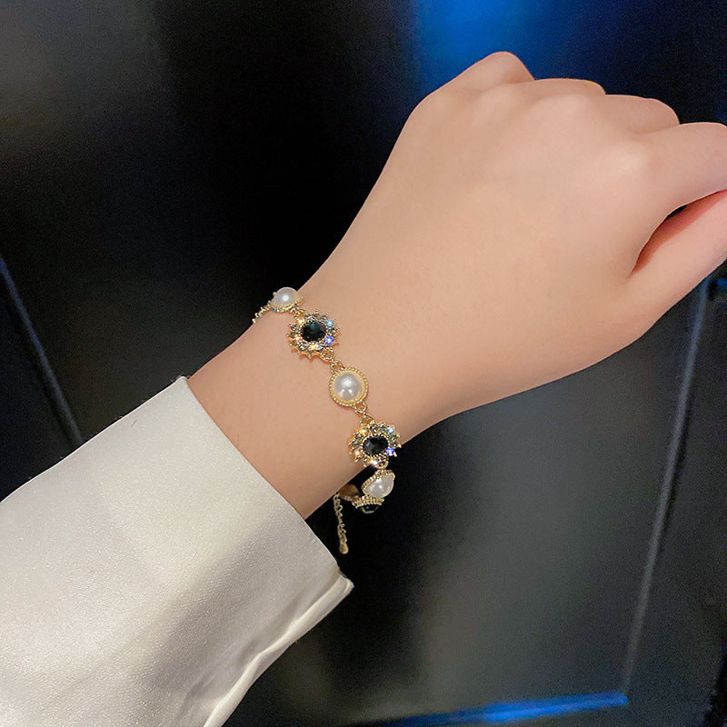 珠宝首饰新款小众设计珍珠镶钻手链女ins设计学生闺蜜韩版少女冷淡风手串