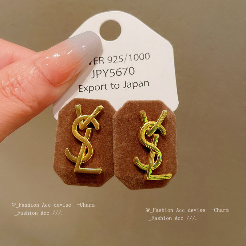 银针植绒椭圆几何耳环秋冬款复古气质耳钉时尚百搭高级感耳饰批发
