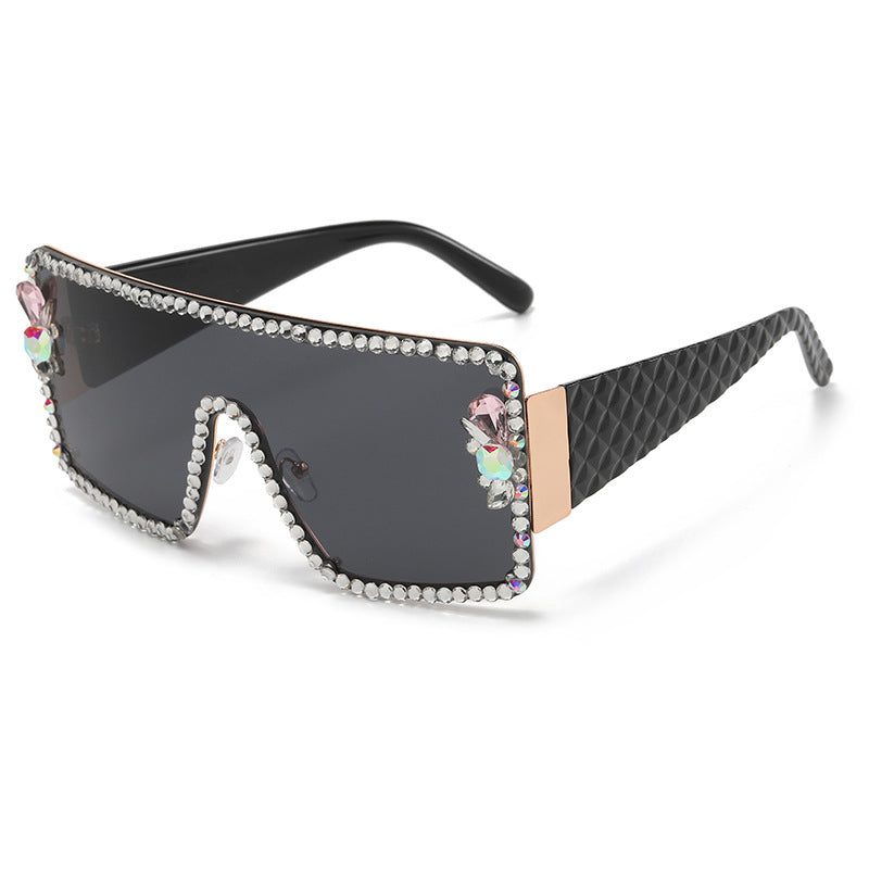 Women's fashion glasses 新款欧美大框镶钻太阳镜女防紫外线眼镜圆脸大脸显瘦影楼拍照墨镜
