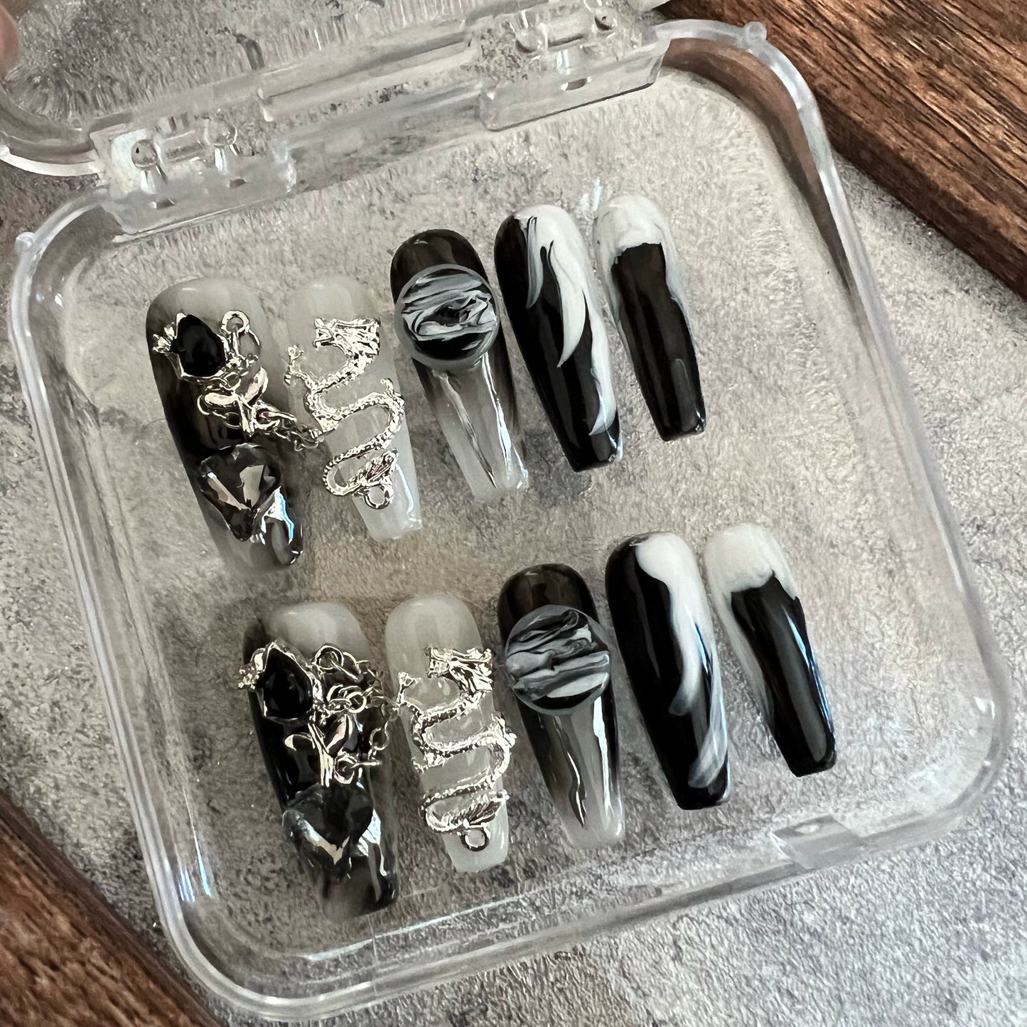 (Hand make nail) [You Long] Wearing armour by hand the Year of the Loong Heavy Industry Metal Ink Advanced Tips Wearing dragon elements