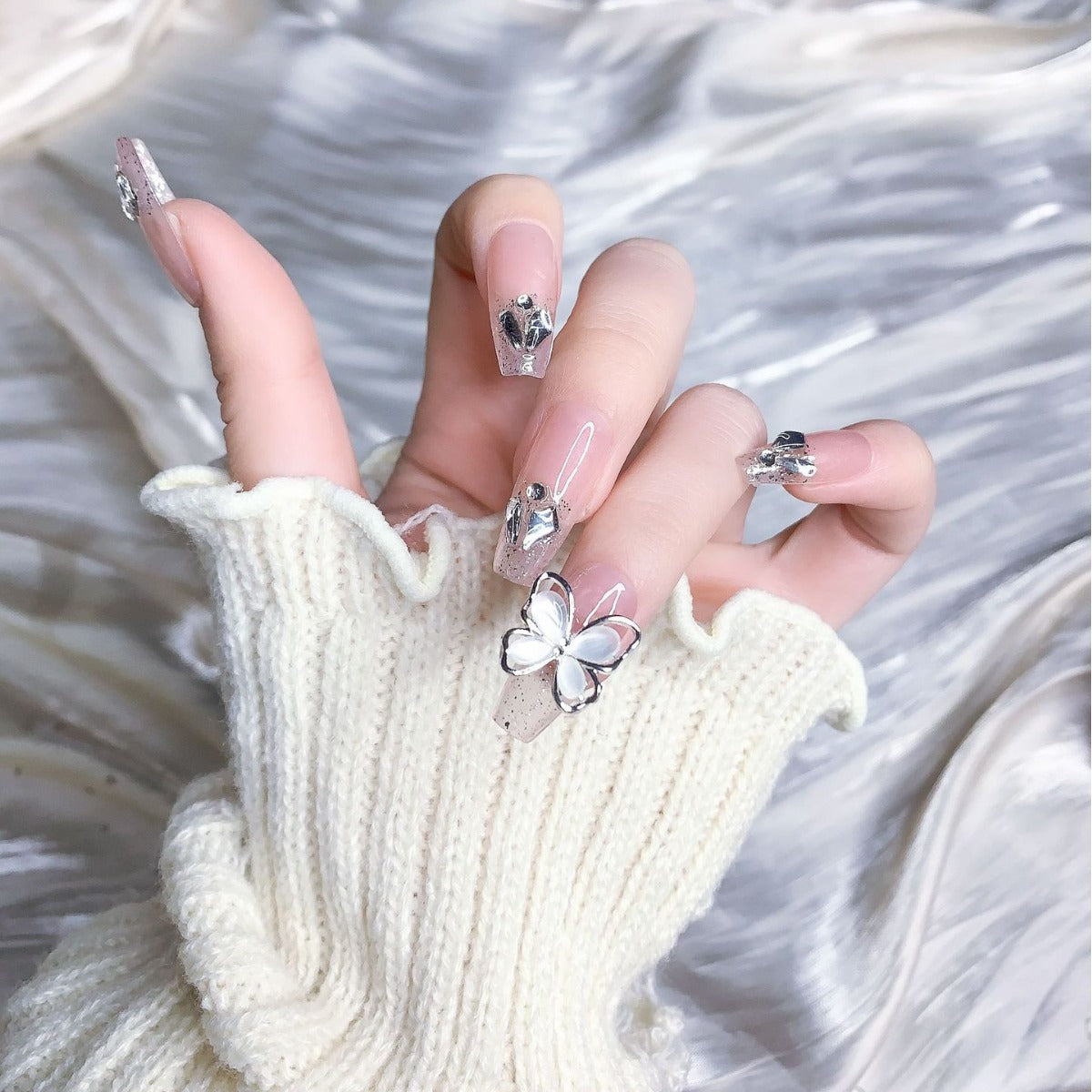 (Hand-Made Nail) Pink Icy Stick-on Crystals Butterfly High-Grade Sense Internet Celebrity Flash Fake Nails Handmade Wear Armor UV Nail